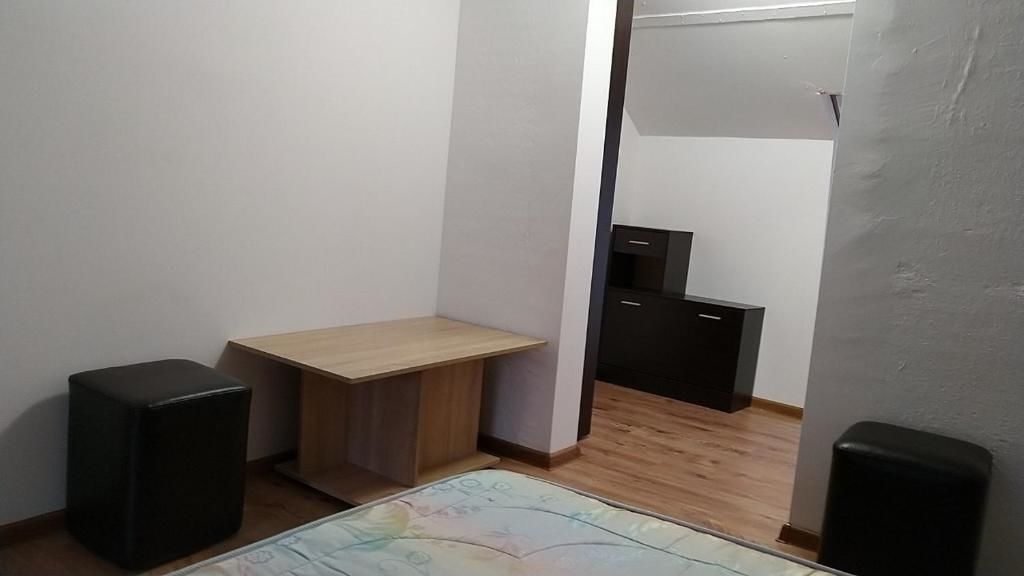 Шале Самостоятелен етаж от къща за гости Хасково